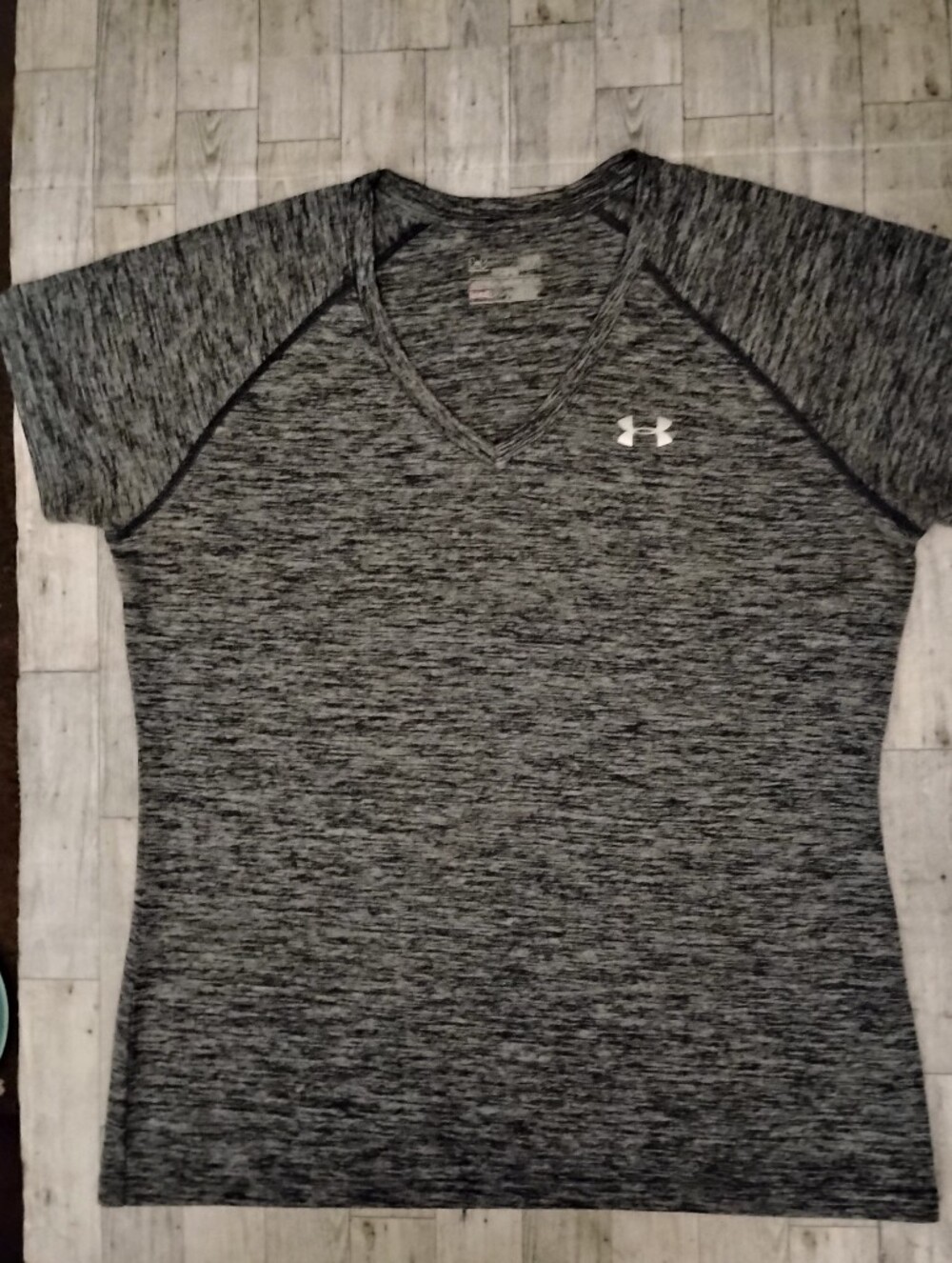 Under Armour Black and Gray HeatGear Athletic Tee Size Large